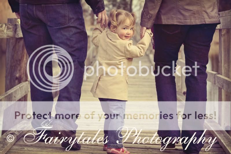 COPYRIGHT FAIRYTALES PHOTOGRAPHY