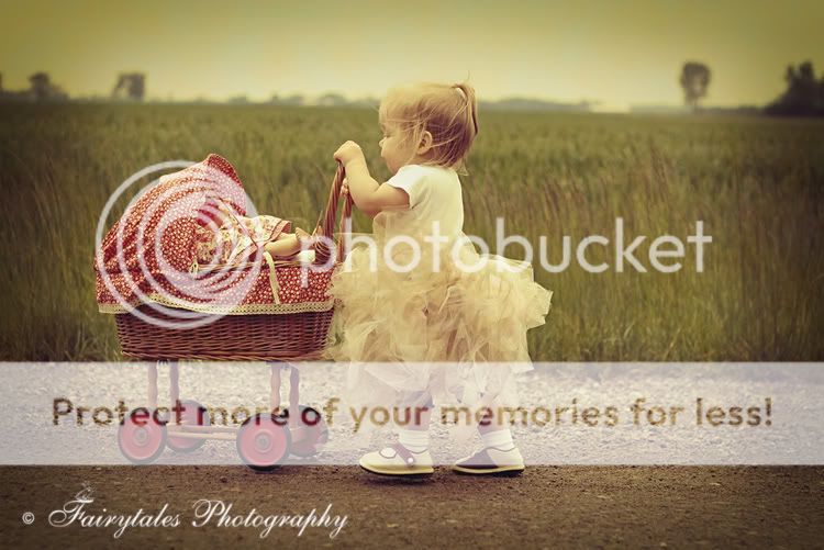 COPYRIGHT FAIRYTALES PHOTOGRAPHY