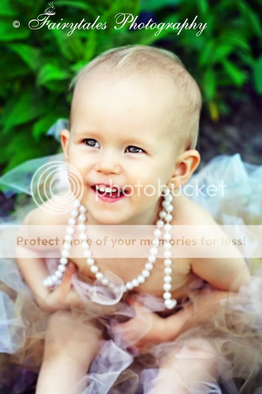 COPYRIGHT FAIRYTALES PHOTOGRAPHY