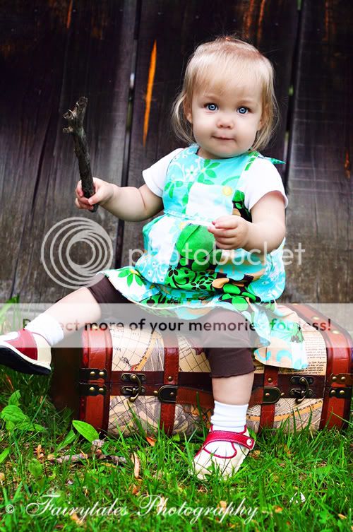 COPYRIGHT FAIRYTALES PHOTOGRAPHY