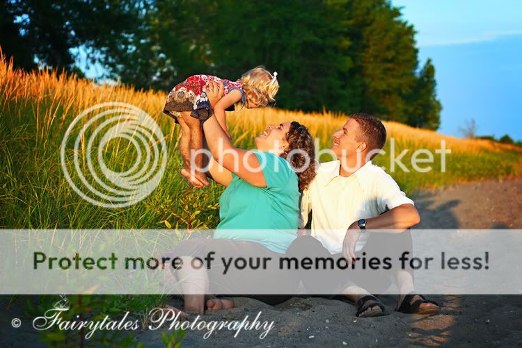 COPYRIGHT FAIRYTALES PHOTOGRAPHY