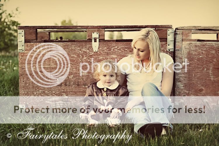 COPYRIGHT FAIRYTALES PHOTOGRAPHY