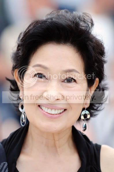 【2009.05.16】【影视】《母亲》剧组亮相戛纳 元彬 金惠子吸引关注